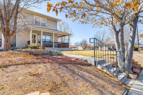 Northeast Park Hill House | 2 Mi to Denver Zoo Family Home with Porch!