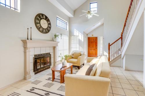 Mission Bend House | 2 Mi to Houston Funplex Home with Private Yard!