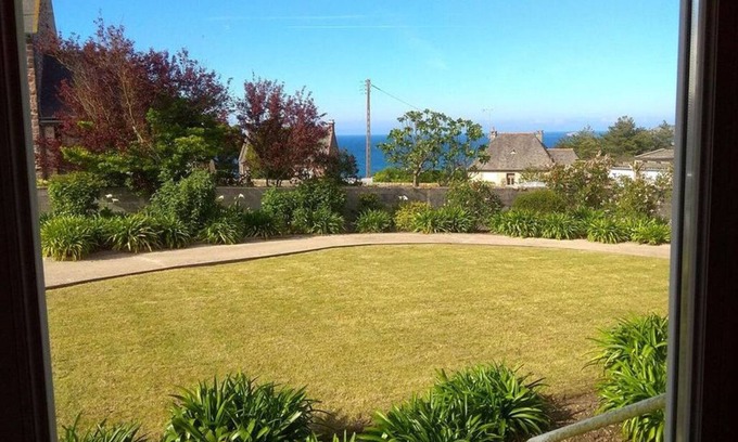 Pleherel-Plage-Vieux-Bourg Apartment | 2 room apartment - 38 m2 - Close to the beach - Small sea view Cap Fréhel