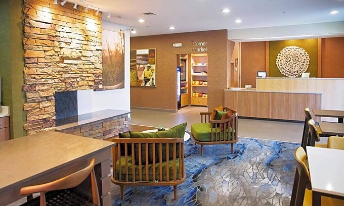 Hays Hotel | 2-Star Hotel ∙ Fairfield Inn Hays