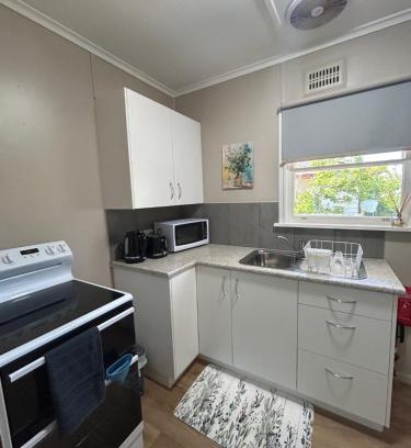 Canowindra Apartment | #2 Waddell Studio Apartment