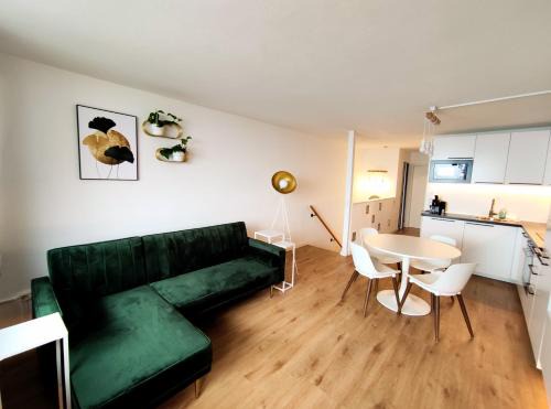 Sankt Englmar Apartment | 2-Zimmer Wohnung, Pools, Sauna und Balkon