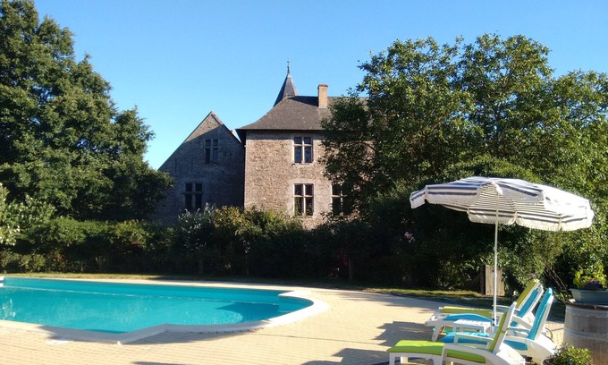 Bellevigne-en-Layon House | 20% discount for 5 nights in a private Château & Pool