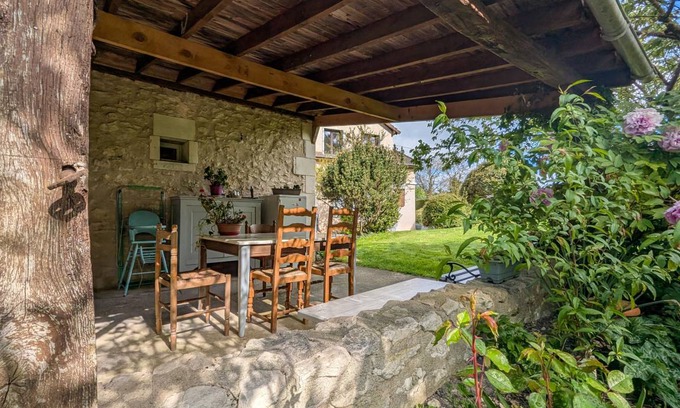 Chatillon-sur-Indre Bed & Breakfast | 20 m² Bed and breakfast ∙ 1 bedroom ∙ 4 guests