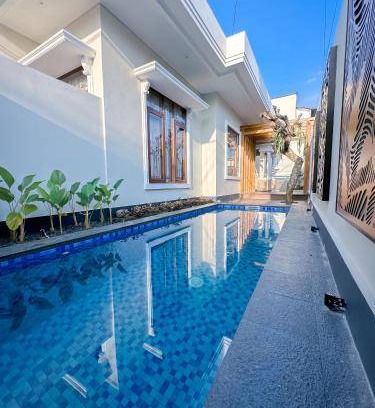 Purwokerto House | 200 m² House ∙ 5 bedrooms ∙ 10 guests