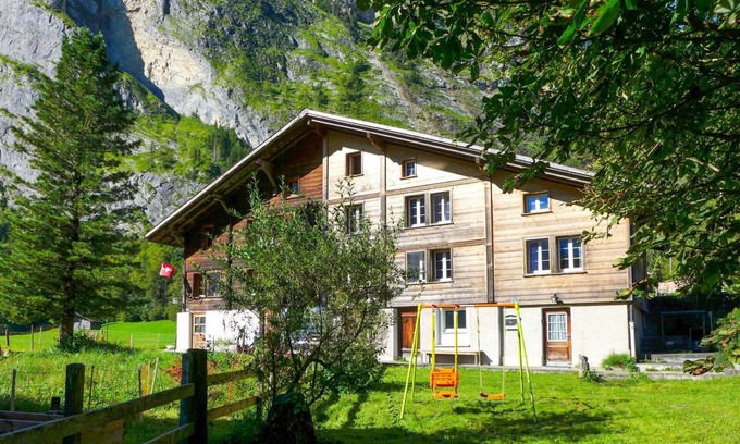 Reichenbach House | 200 m² House ∙ 6 bedrooms ∙ 12 guests