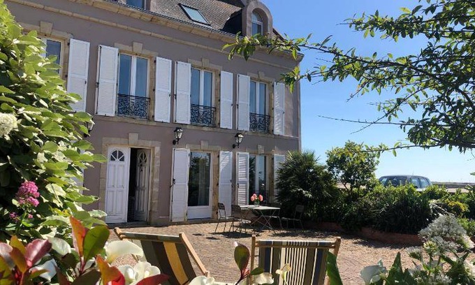 Portbail Villa | 200 m² Villa ∙ 4 bedrooms ∙ 8 guests