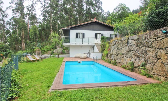 Ventosa Villa | 200 m² Villa ∙ 4 bedrooms ∙ 9 guests