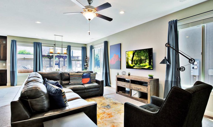 Moab House | 209 m² House ∙ 4 bedrooms ∙ 15 guests