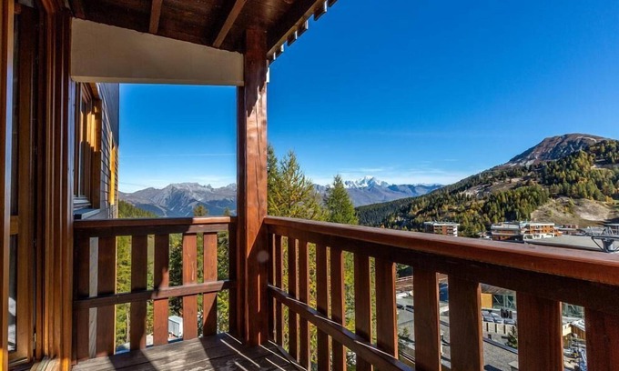 Aime Apartment | 20m from resort center, 2nd floor, view valley, balcony, tv, 30m², La Plagne