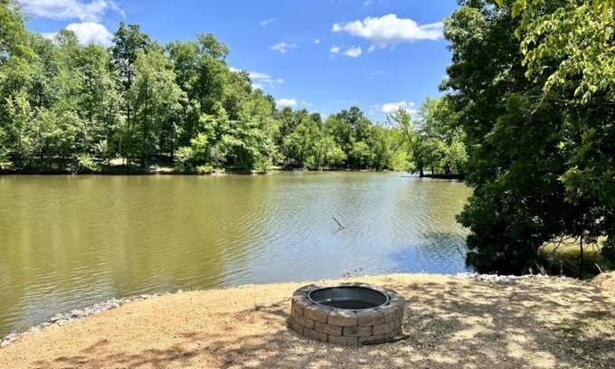 Flatwoods RV Rental | 211A MUSIC CITY MEMORIES SITE A1/A2