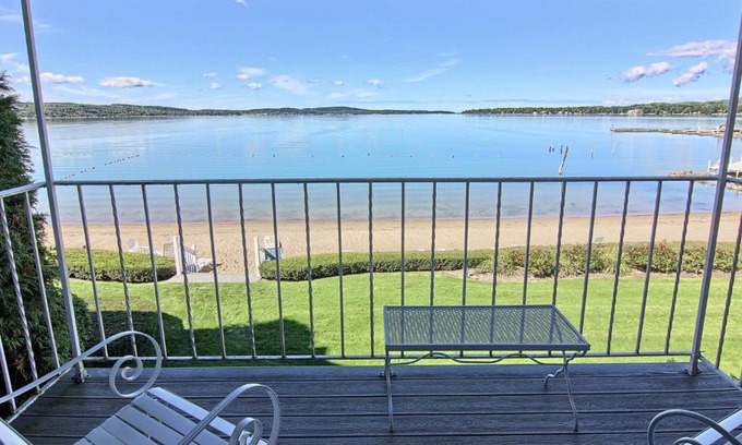 Boyne City House | 212 Water Street Inn