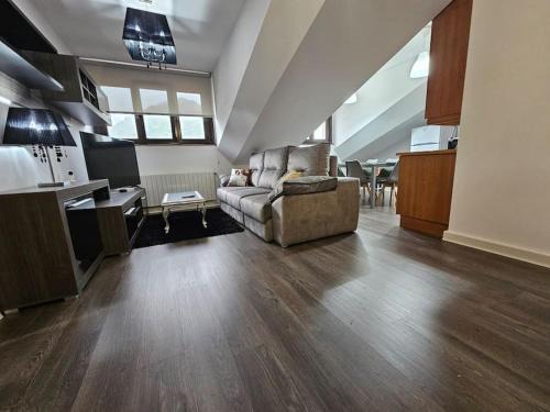Cabanaquinta Apartment | 21A03 Atico moderno Cabañaquinta