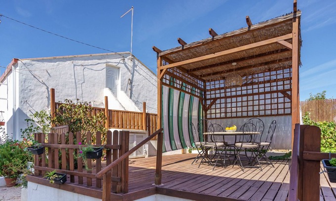 Alfarrobeira Ski Chalet | #236 Texugueiras 148 by Home Holidays