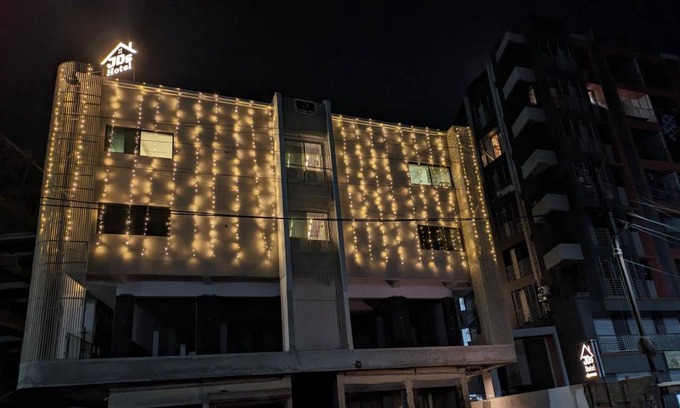 Vapi Hotel | 240 m² Hotel ∙ 4 guests