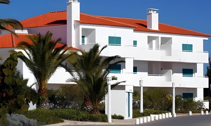 Prainha Resort | 240 m² Resort ∙ 4 bedrooms ∙ 127 guests