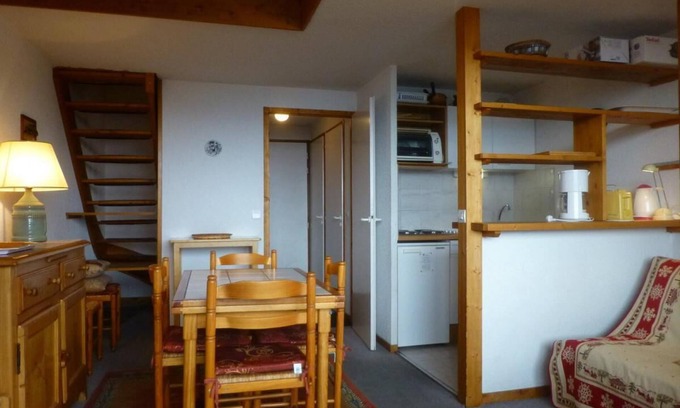 Vallandry Apartment | 240m from resort center, 1st floor, balcony, tv, ski locker, 40m², Peisey-Vallandry