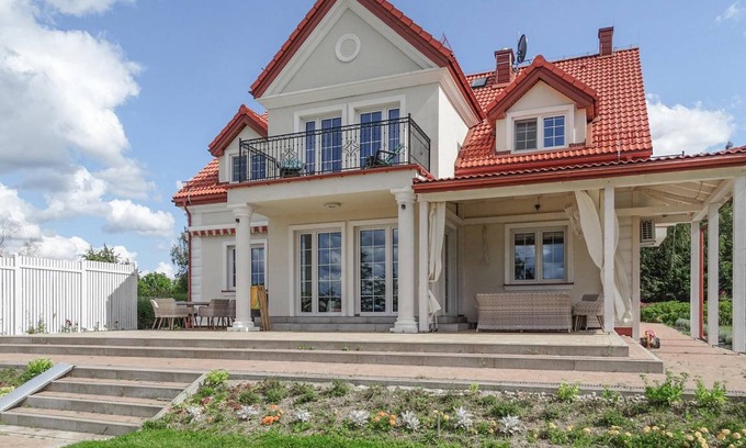 gmina Srokowo House | 242 m² House ∙ 6 bedrooms ∙ 12 guests