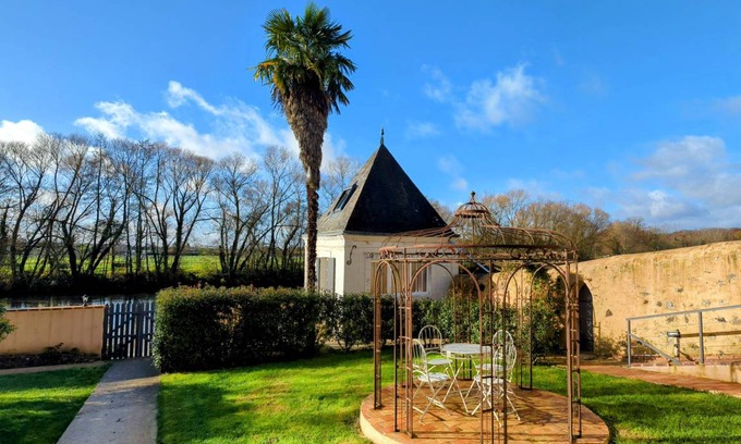 Sable-sur-Sarthe Cottage | 25 m² Cabin ∙ 1 bedroom ∙ 2 guests