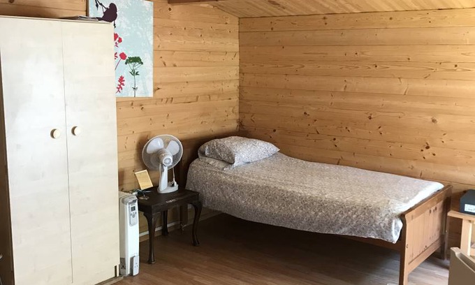 Stratford Cabin | 25 m² Cabin ∙ 1 bedroom ∙ 1 guest
