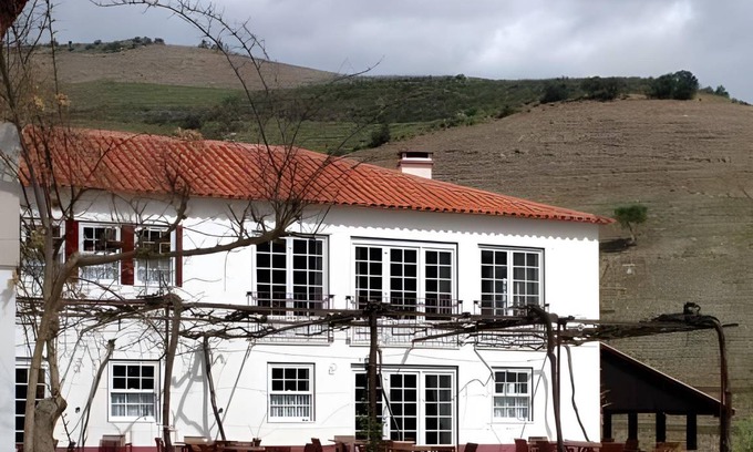 Bomfim House | 25 m² House ∙ 127 guests