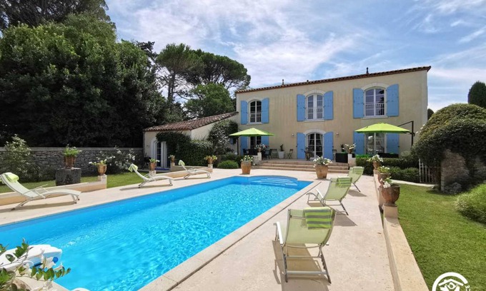 Fontanes House | 250 m² Gîte ∙ 4 bedrooms ∙ 8 guests