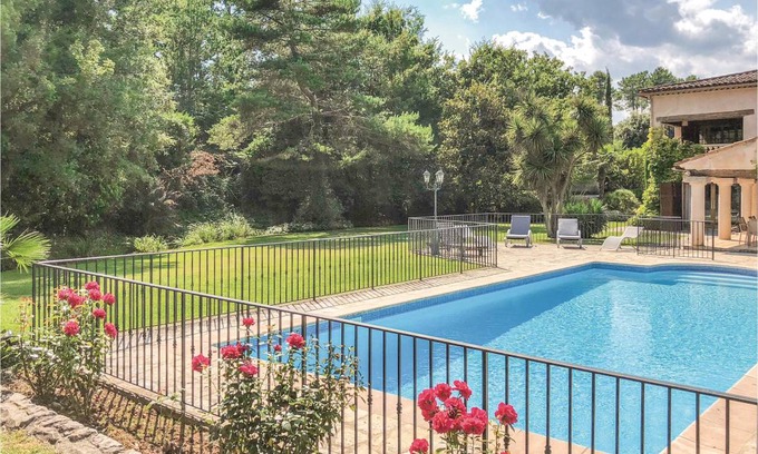 Callian House | 250 m² House ∙ 4 bedrooms ∙ 8 guests