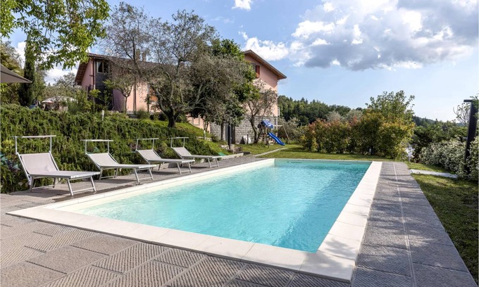 Fivizzano House | 250 m² House ∙ 7 bedrooms ∙ 16 guests