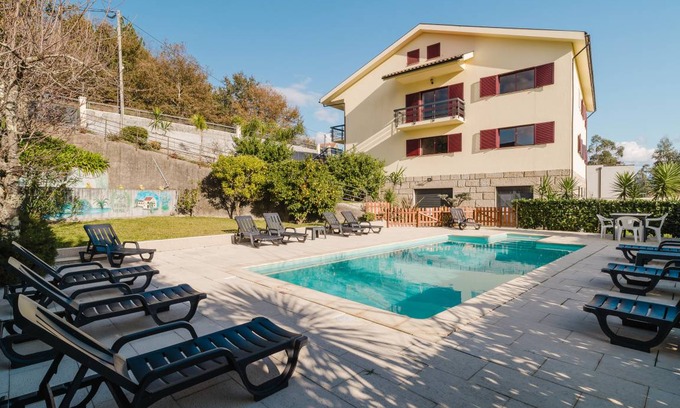 Canicada House | 250 m² House ∙ 8 bedrooms ∙ 16 guests