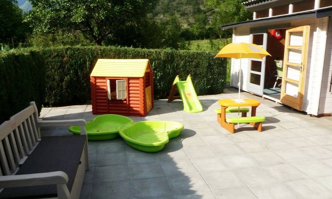 Visperterminen House | 250 m² House ∙ 7 bedrooms ∙ 24 guests