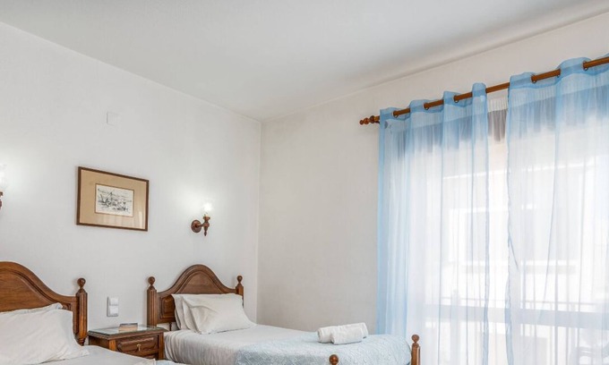 Calicos Apartment | #258 Travessa do Mar F by Home Holidays