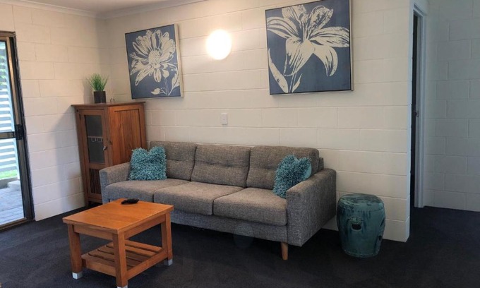 Rainbow Beach House | 26 Rumbalara Avenue Rainbow Beach Aircon Walk To Beach