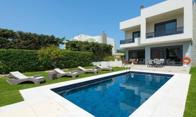 Filerimos House | 260 m² House ∙ 4 bedrooms ∙ 8 guests