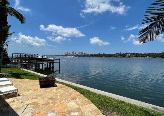 St. Petersburg - Clearwater House | 279 m² House ∙ 4 bedrooms ∙ 10 guests