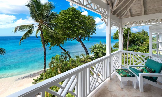 Old Trees Bay House | 279 m² House ∙ 3 bedrooms ∙ 6 guests