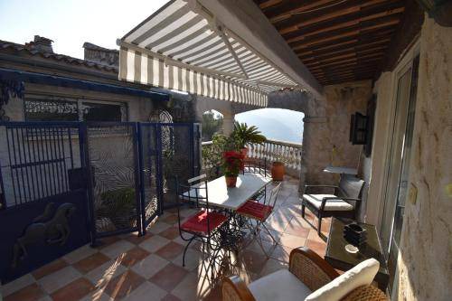 La Trinite Apartment | 28 m² Apartment ∙ 1 bedroom ∙ 3 guests