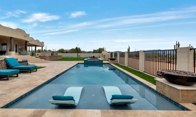 Rio Verde Foothills House | 282 m² House ∙ 4 bedrooms ∙ 10 guests