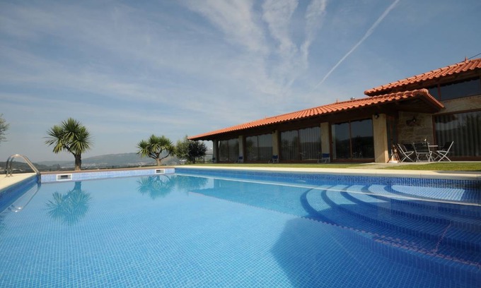 Aborim Villa | 283 m² Villa ∙ 3 bedrooms ∙ 6 guests