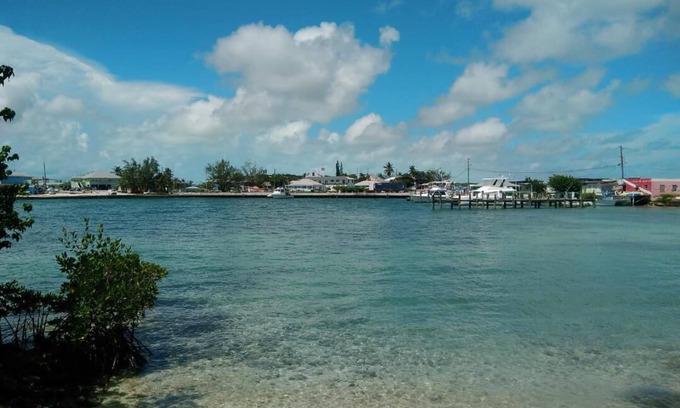 George Town Apartment | ~$288. #C, REGATTA POINT, private cay, Exuma