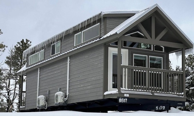 Williams Ski Chalet | 2A Cozy Chalet in Beautiful Williams with WiFi, AC and Mountain View with Patio