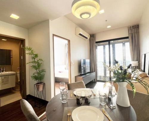Khon Kaen Apartment | 2B2B City Scape Retreat
