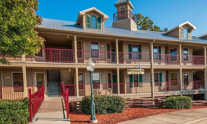 Clarkesville Apartment | 2BD/2 BA Lovely place, fantastic location by Blue Ridge Mountains