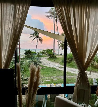 Chaloklum House | 2BD beachfront house in Chaloclum