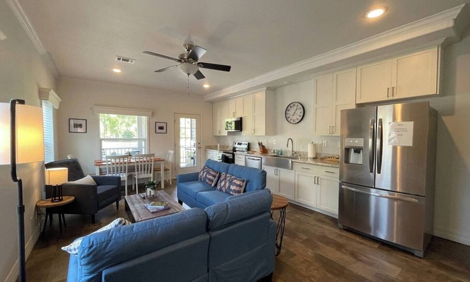 Hermosa House | 2Bed/2Bath with Creek and Open Spaces