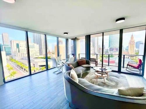 West End Apartment | 2BR, 2 Baths Lux Downtown Apt Heart of Austin with Amazing Views, Pool, & Gym