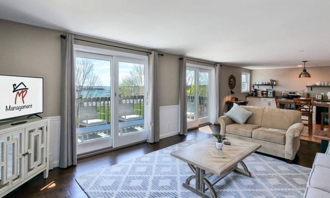 Southwest Harbor Condo | 2BR Condo Downtown SWH + Ocean Views [Driftwood]