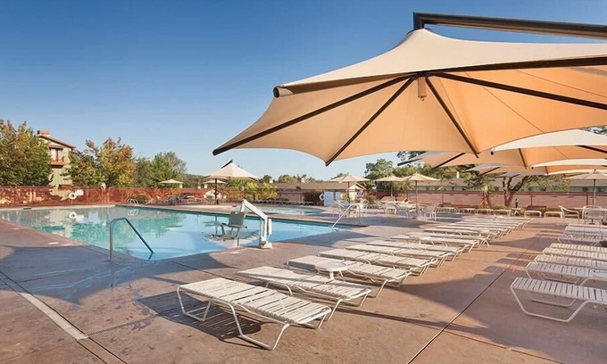 Angels Camp Condo | 2br Condo Family Vacation Near Lake-Home Comforts!