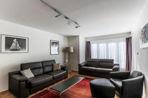Muhlebach Apartment | 2BR flat close to lake, opera and city center - SF10