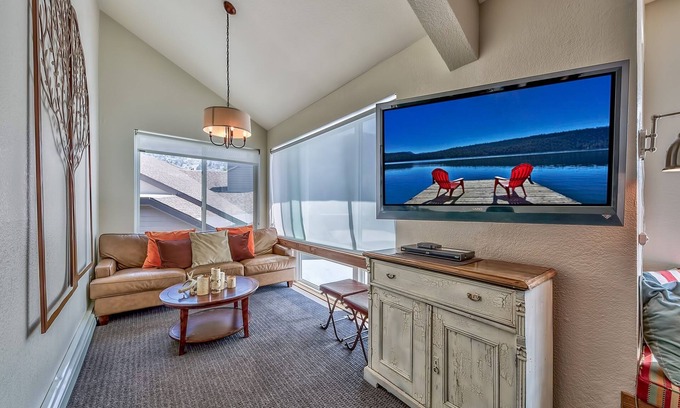 Kirkwood Condo | 2Br+ loft Centrally Located Kirkwood Condo – Great Value by RedAwning