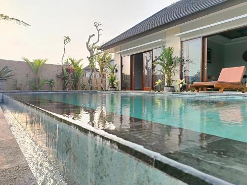 Kemenuh Villa | 2BR Ubud private pool kitchen